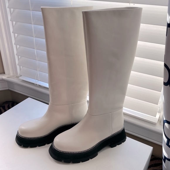 🤍NWT 3.1 Phillip Lim Kate Lug-sole Tube Boots in leather white black, 39, 9 US - Picture 10 of 16